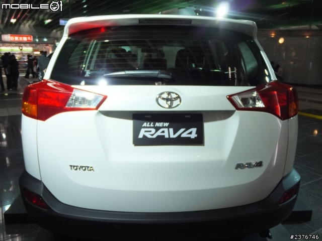 2012-12-29 NEW RAV4 TOYOTA 賞車試駕