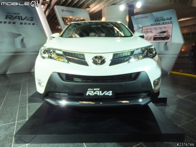2012-12-29 NEW RAV4 TOYOTA 賞車試駕