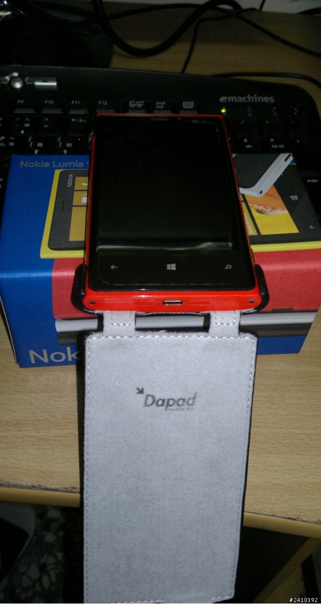 【開箱】Nokia Lumia 920 (red)~有幾張更新過的隨手照