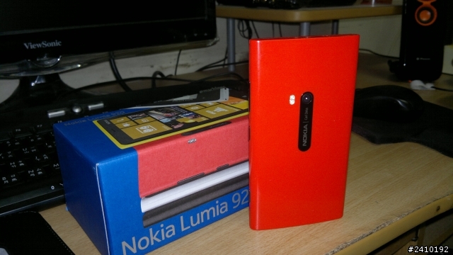 【開箱】Nokia Lumia 920 (red)~有幾張更新過的隨手照