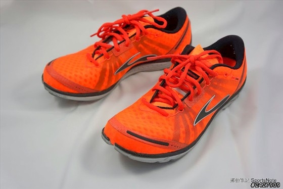 「最佳上市」 Brooks Pure Connect 實際鞋測分享