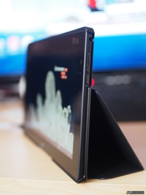 Thinkpad Tablet 2簡單開箱 + 配件(2013-02-15更新)