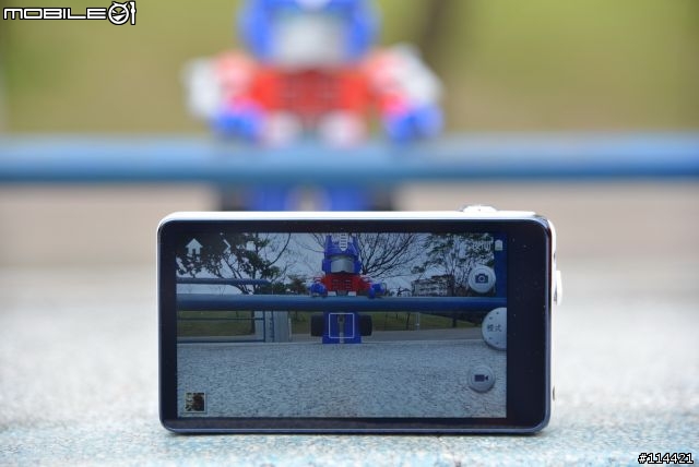 【開箱】Galaxy Camera 手機相機變形合體~柯博文出遊也愛即時分享