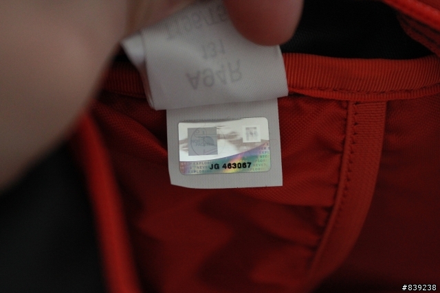 【開箱】THE NORTH FACE 北臉小後背包。