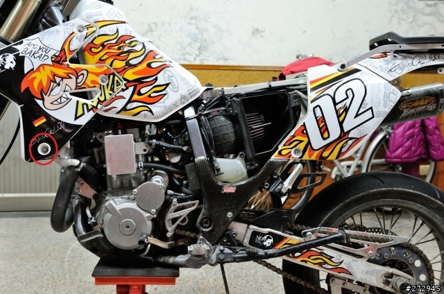 SUZUKI DRZ400SM DIY換火星塞&近期改裝心得(吉村紅頭化油器調整....)