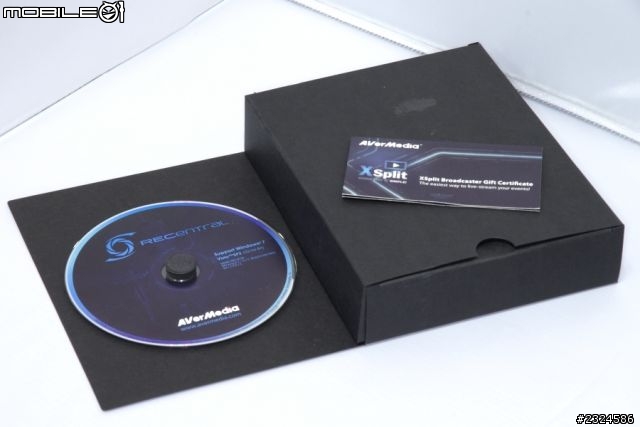 星海爭霸II最強輔助利器! OCZ VECTOR SSD與AVerMedia C985 Live Gamer HD遊戲直播擷取卡