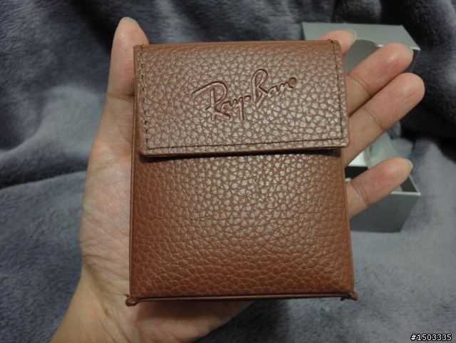 老爸的生日禮物開箱~Ray Ban RB3479雷朋摺疊式太陽眼鏡