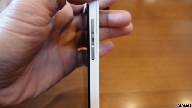 BlackBerry Z10開箱_第一篇_外型及操作介面篇