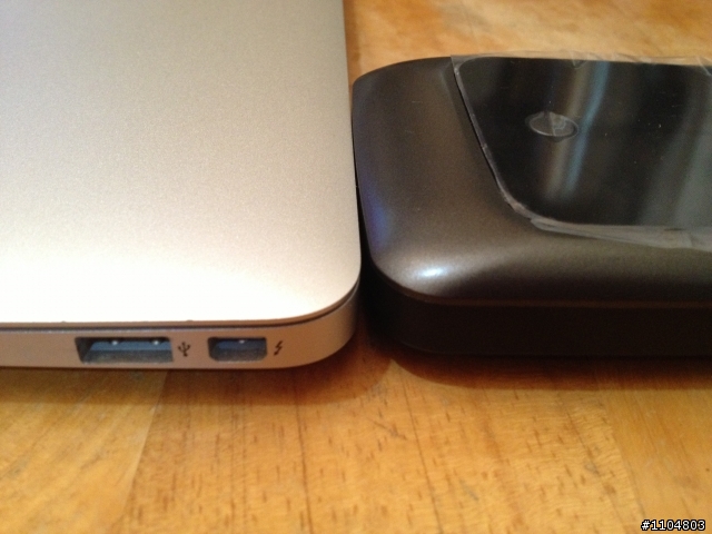 <開箱文>MAC bookair 行動電源 Cellevo NP10400