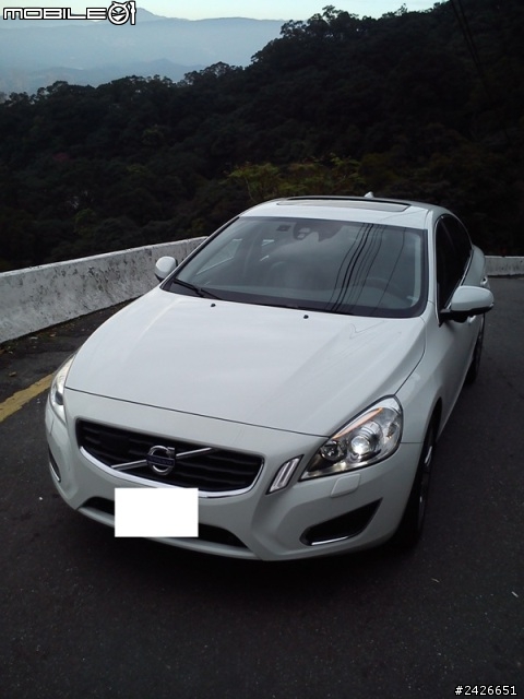 不能欠過年之S60 T4 極地白 開箱文