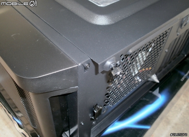 【開箱】Thermaltake Chaser A31