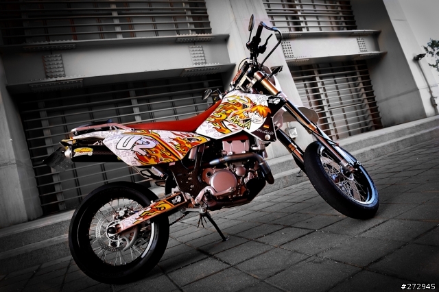 SUZUKI DRZ400SM DIY換火星塞&近期改裝心得(吉村紅頭化油器調整....)