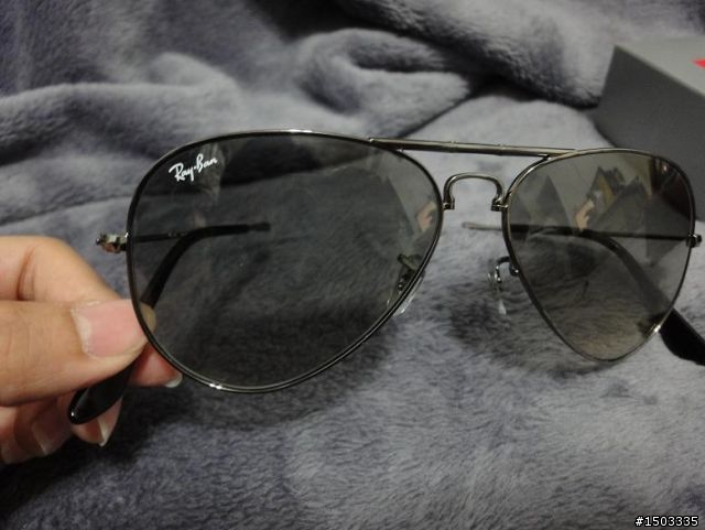 老爸的生日禮物開箱~Ray Ban RB3479雷朋摺疊式太陽眼鏡