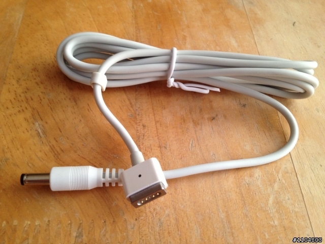 <開箱文>MAC bookair 行動電源 Cellevo NP10400