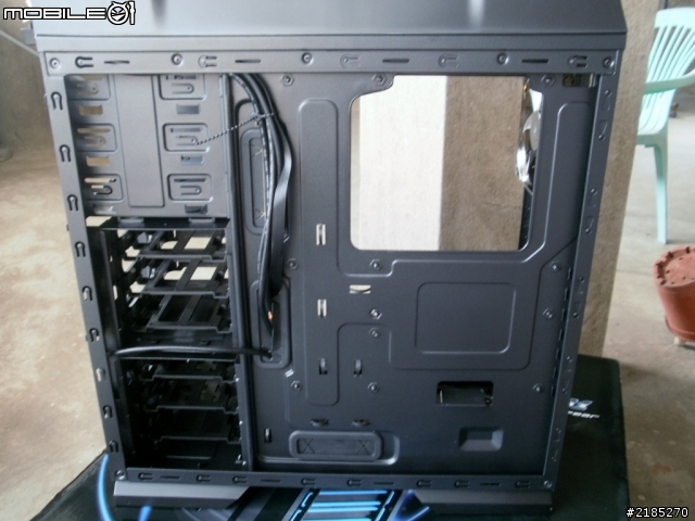 【開箱】Thermaltake Chaser A31