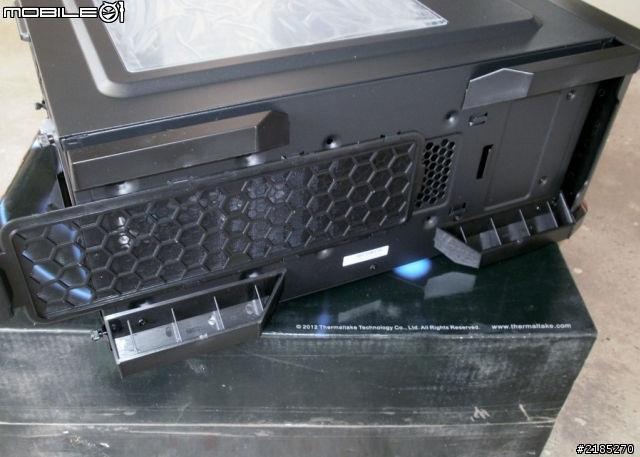 【開箱】Thermaltake Chaser A31
