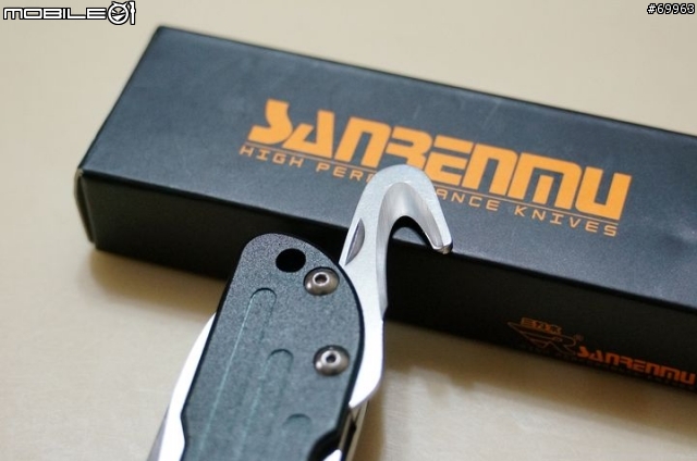 不是逸品--窮苦人家也買得起的EDC 折刀--三刃木T01a