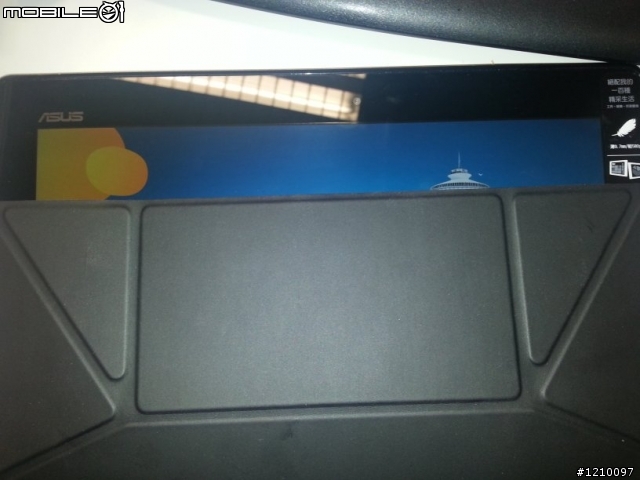 ASUS ME400C 的 smart cover, 是全批出錯了嗎?