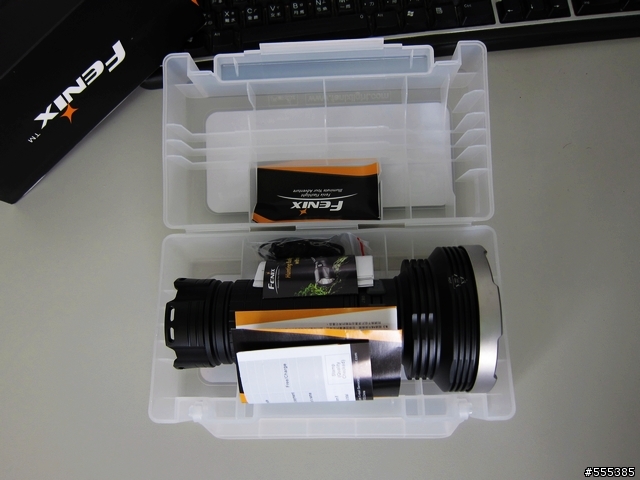 Fenix TK75 開箱圖...