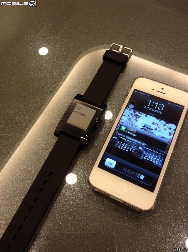 (更新:有第三方韌體支援中文) 和iPhone最速配的智慧型手錶「Pebble」 開箱文