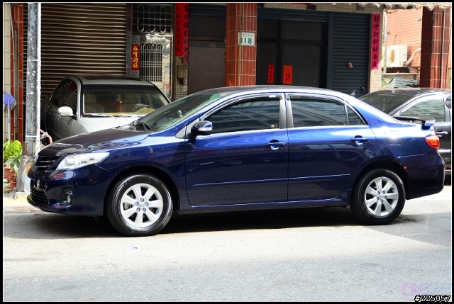 Altis 1.8E 2013年車 開箱~~(2.2交車)