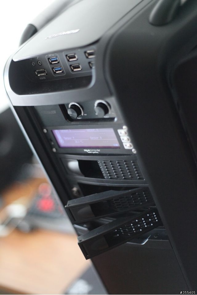 CM COSMOS II 水冷 + 外置冷排箱 作品簡圖
