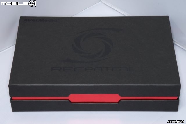 星海爭霸II最強輔助利器! OCZ VECTOR SSD與AVerMedia C985 Live Gamer HD遊戲直播擷取卡