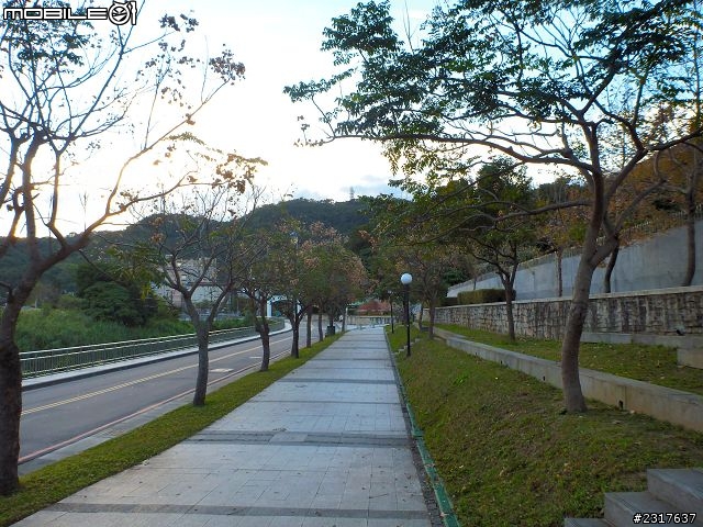 汗水印跡龍船岩