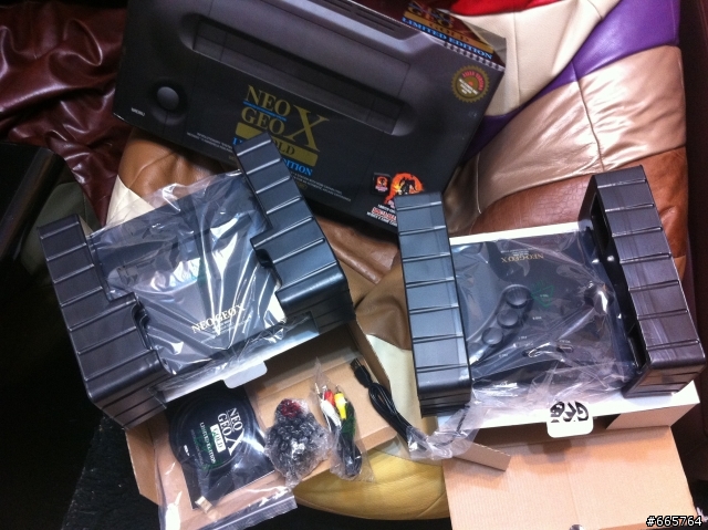snk最後掙扎的一款 NEOGEO X 掌上機 開箱文