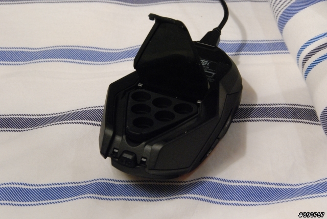 買隻滑鼠好過年~~昆盈Genius GX Gaming Gila開箱