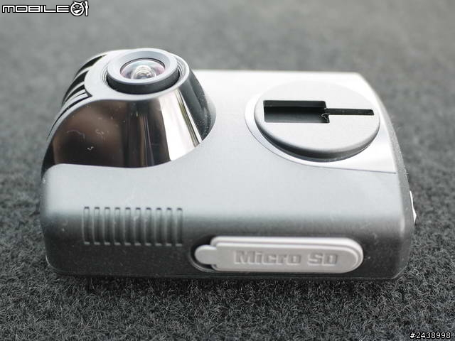 分享我新裝的FLEXMEDiA V747W行車紀錄器