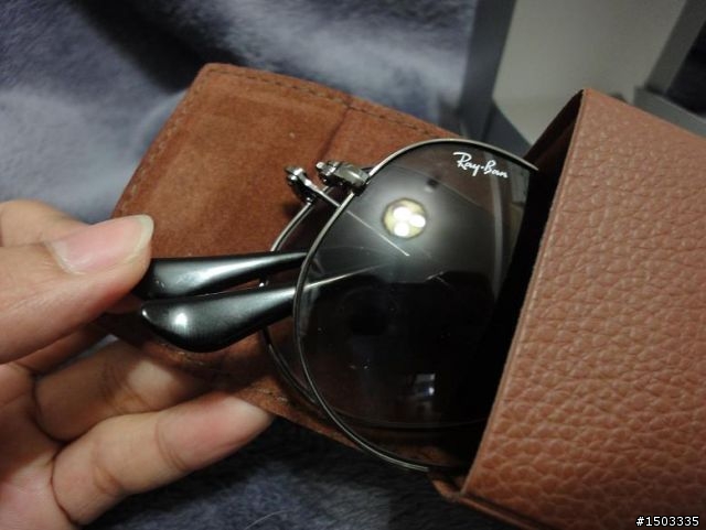老爸的生日禮物開箱~Ray Ban RB3479雷朋摺疊式太陽眼鏡