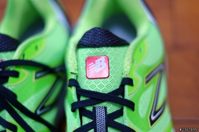 New Balance M890GY3