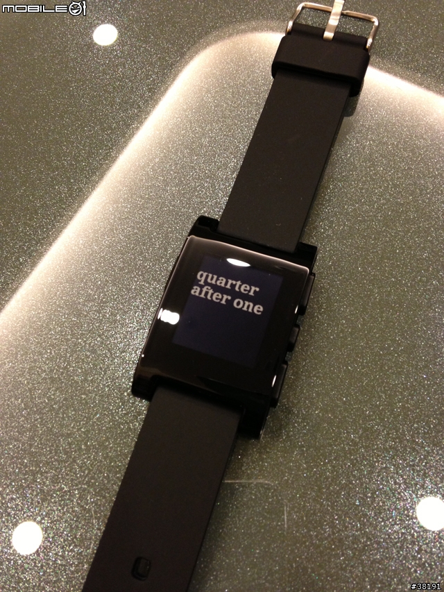 (更新:有第三方韌體支援中文) 和iPhone最速配的智慧型手錶「Pebble」 開箱文