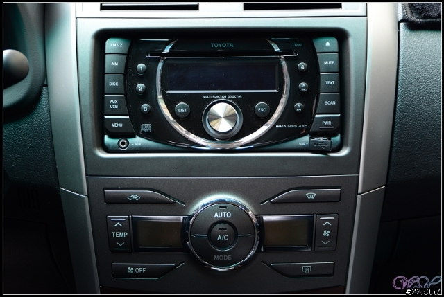 Altis 1.8E 2013年車 開箱~~(2.2交車)