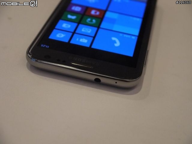 Samsung 的第一台WP8 手機─Samsung ATIV S