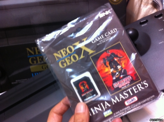 snk最後掙扎的一款 NEOGEO X 掌上機 開箱文