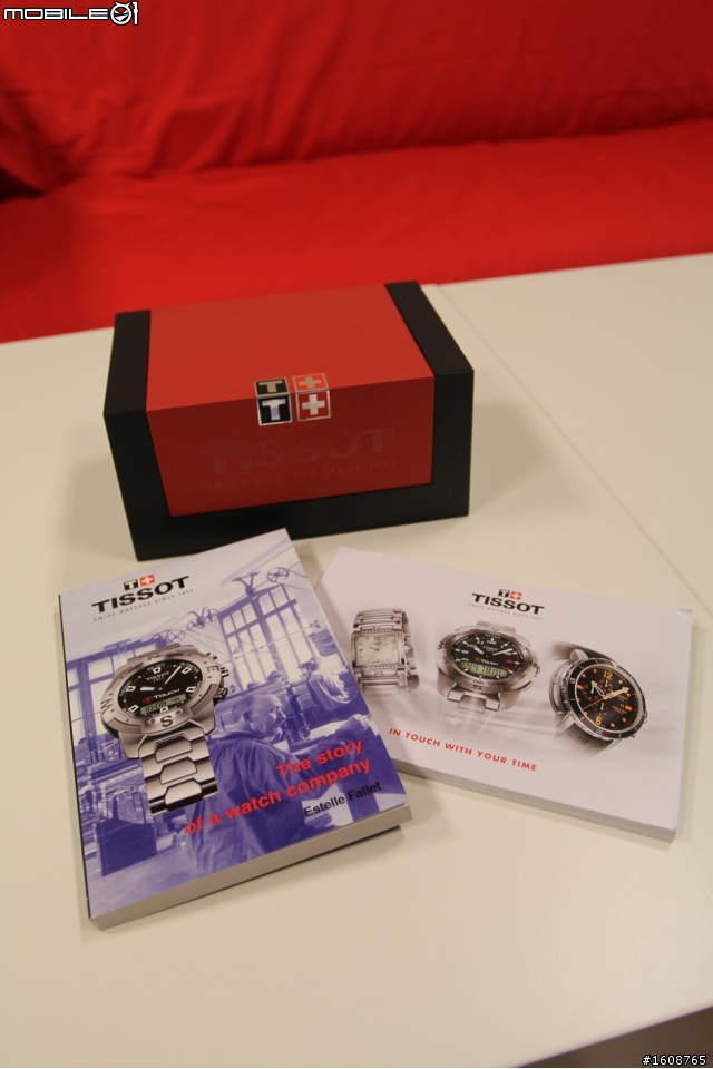 《高C/P值浪漫分享》遲來的情人節開箱! TISSOT Luxury Automatic自動天文台對錶。