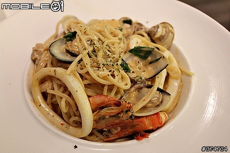 【濼洋食】大有路新開義大利料理-藝人韋汝開的店,本人就在店內哦!