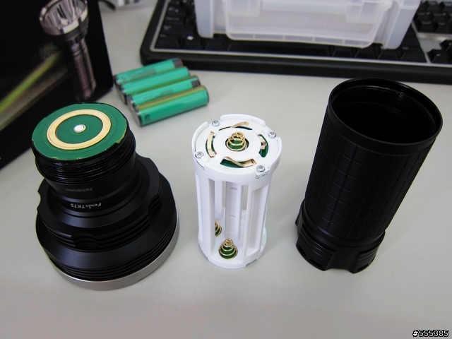 Fenix TK75 開箱圖...