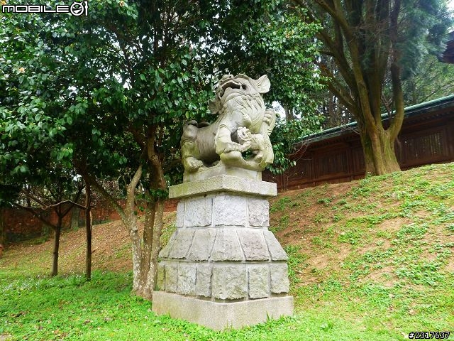 林間道影尋夢裡 桃紅帶香千百迴