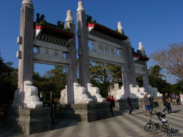 STRIDA 悠閒騎 上~忠烈祠~觀LOVE景 & 下~武德殿~欣賞古蹟