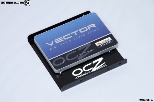 星海爭霸II最強輔助利器! OCZ VECTOR SSD與AVerMedia C985 Live Gamer HD遊戲直播擷取卡