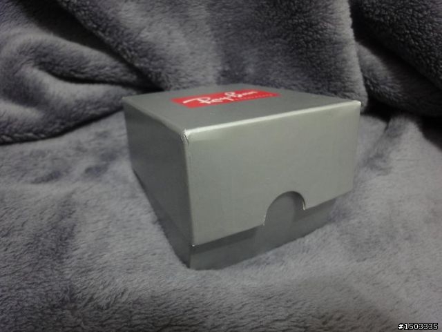老爸的生日禮物開箱~Ray Ban RB3479雷朋摺疊式太陽眼鏡