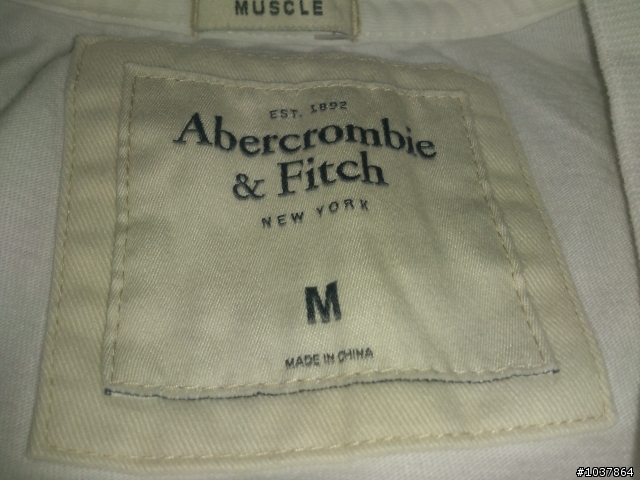 請教這幾件A&F 是否為正品 (圖多)