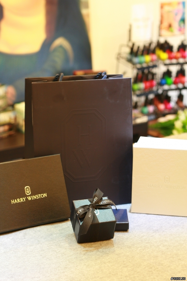 幸福指環 Harry Winston + Van Cleef & Arpels (圖多文長)