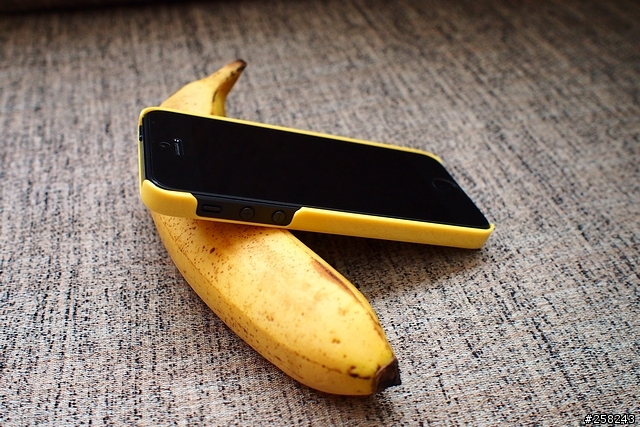 【西西分享】iPhone 5裝什麼可愛---OZAKI保護殼