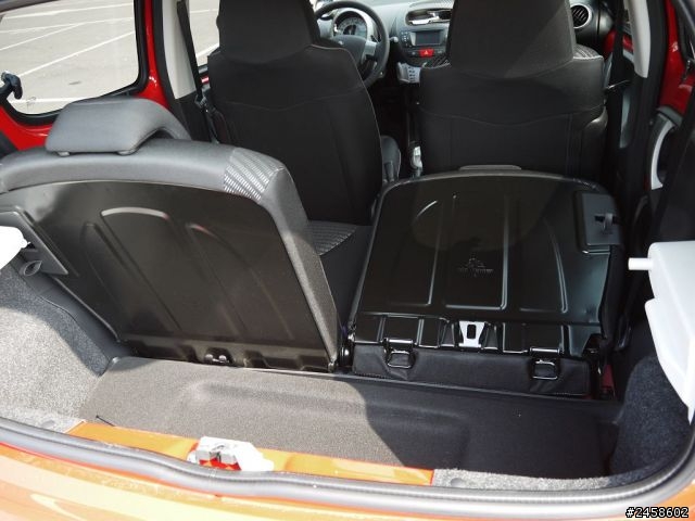 Peugeot 107 2013年式 開箱文