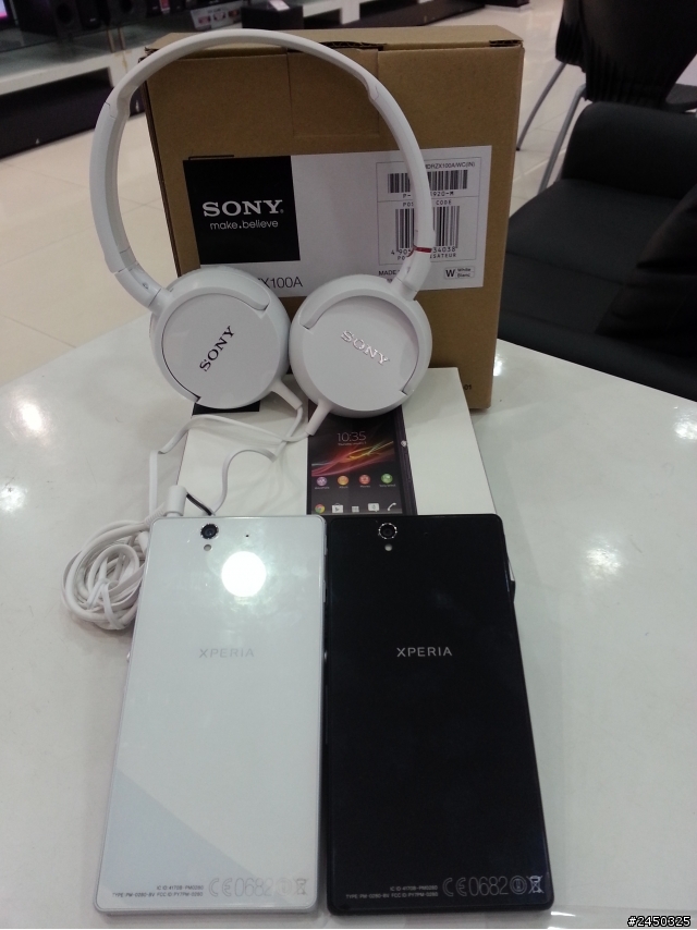 SONY XPERIA Z 於印度開箱!!!預購禮是............,