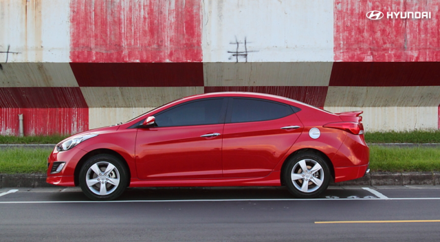 日韓血統 mazda3 vs. elantra 大家怎麼選?